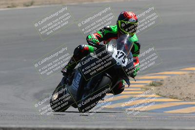 media/Apr-09-2023-SoCal Trackdays (Sun) [[333f347954]]/Turn 10 (115pm)/